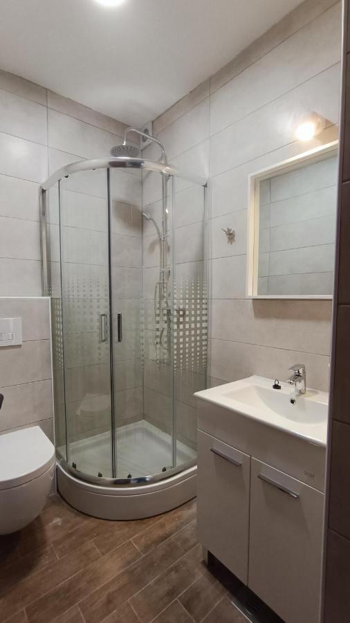 Apartments Branka- 4 Apartments In House- 1 Apartment Has Jacuzzi Вир Екстериор снимка